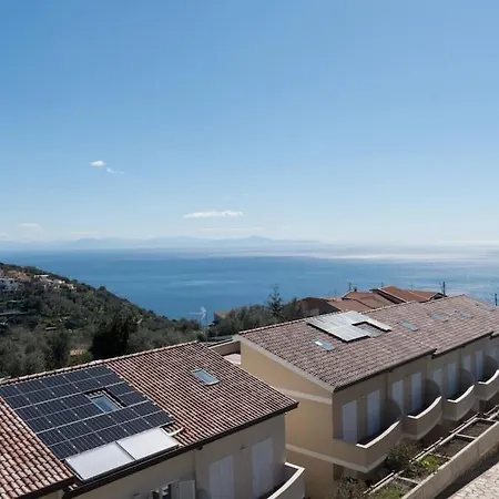 Apartment La Meraviglia-amazing Sea View